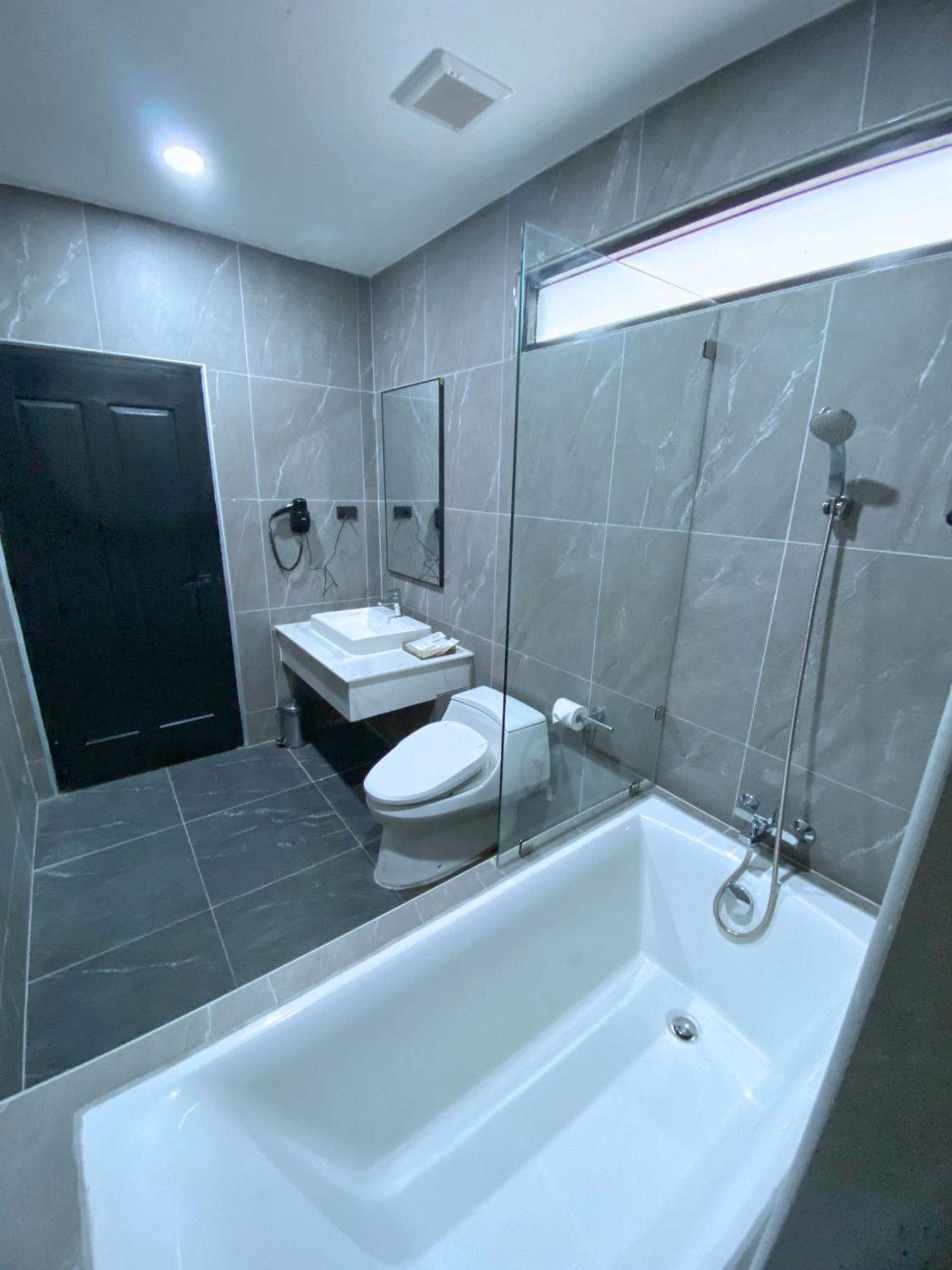 Bb Hotel Savannakhet Exterior photo